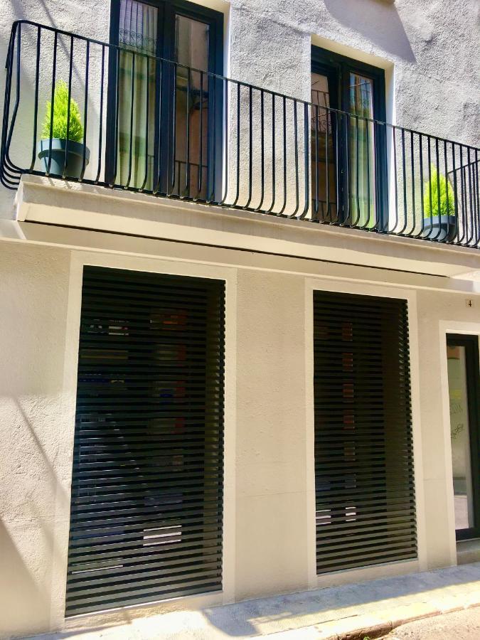 Loft De Diseno Con Balcon Lejlighed Figueres  Eksteriør billede