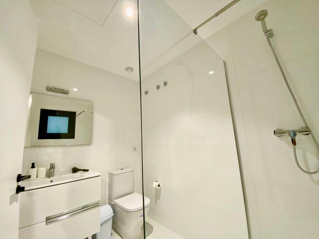 Loft De Diseno Con Balcon Lejlighed Figueres  Eksteriør billede